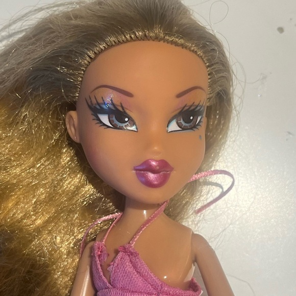 Bratz step out Yasmin doll 2005 - Picture 3 of 3